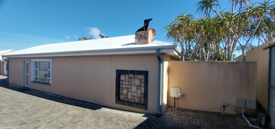 3 Bedroom Property for Sale in Vincent Eastern Cape